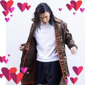 Meet your Posher, Sheila